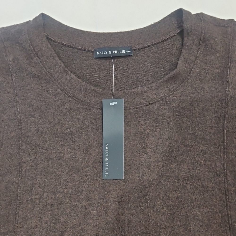 Nally & Millie Women's Chocolate Crewneck Sweater SUPER SOFT sz S/M